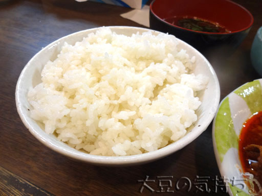 3313090916_09.jpg